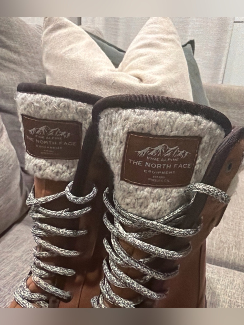The North Face Shellista III Mid WinterBoots - Women's Size 7.5 - Picture 3 of 11